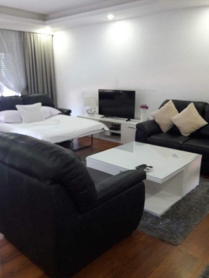 Apartments Dzan Улцинь Экстерьер фото