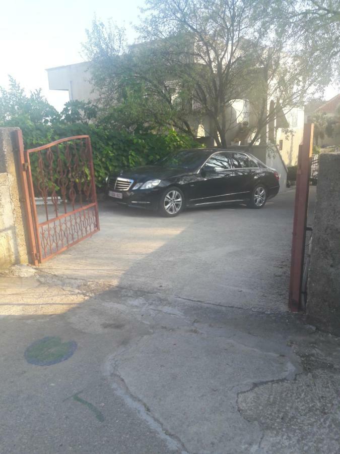 Apartments Dzan Улцинь Экстерьер фото